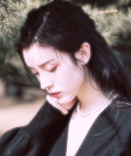 原来我是美强惨[快穿]