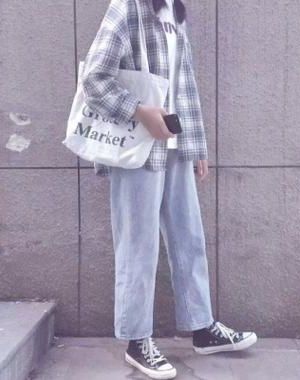 《绝版白月光》作者：去蓬蒿