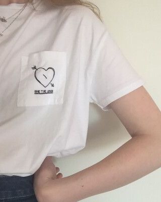 《荣光》作者：龙柒