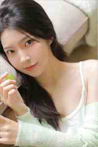 .【172】《贵族男校里的路人老师》作者：灼云衣