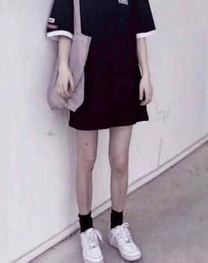 [更190]穿成男主白月光（快穿，nph）作者：花柒酒