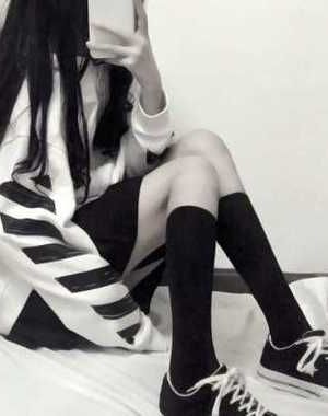 【付费短篇】未婚夫青梅穿膏药旗作死，我冷眼旁观作者：